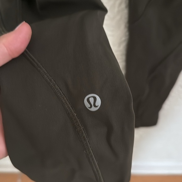 Lululemon Time To Sweat Tight - Picture 8 of 10